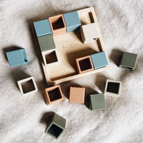 Cube puzzle
