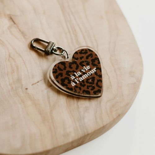 Porte clé marron foncé - à la vie à l’amour
